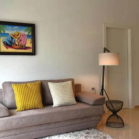 D&i Apartmán Sarandë