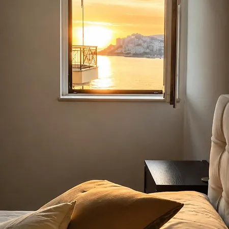 Apartment D&i *